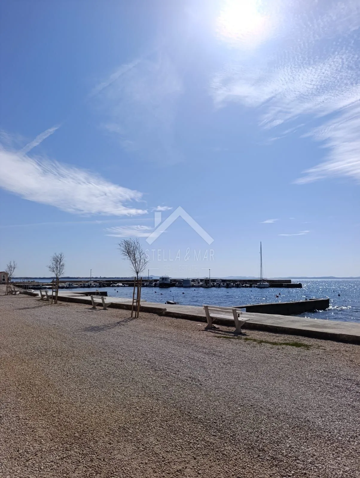 kuća sa dva stana na traženoj lokaciji 160m do plaže - vir - slika 15