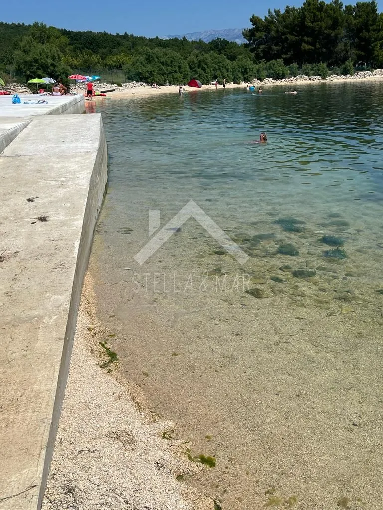 građevinsko zemljište 446m2 - pridraga - slika 8
