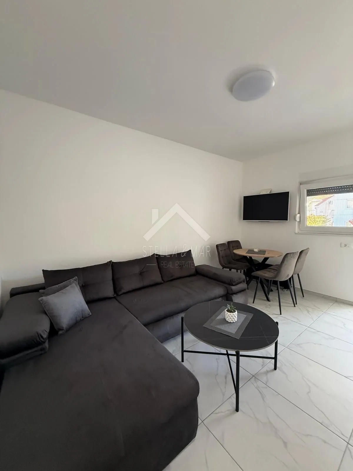 prekrasna kuća sa 3 apartmana - vir - slika 25