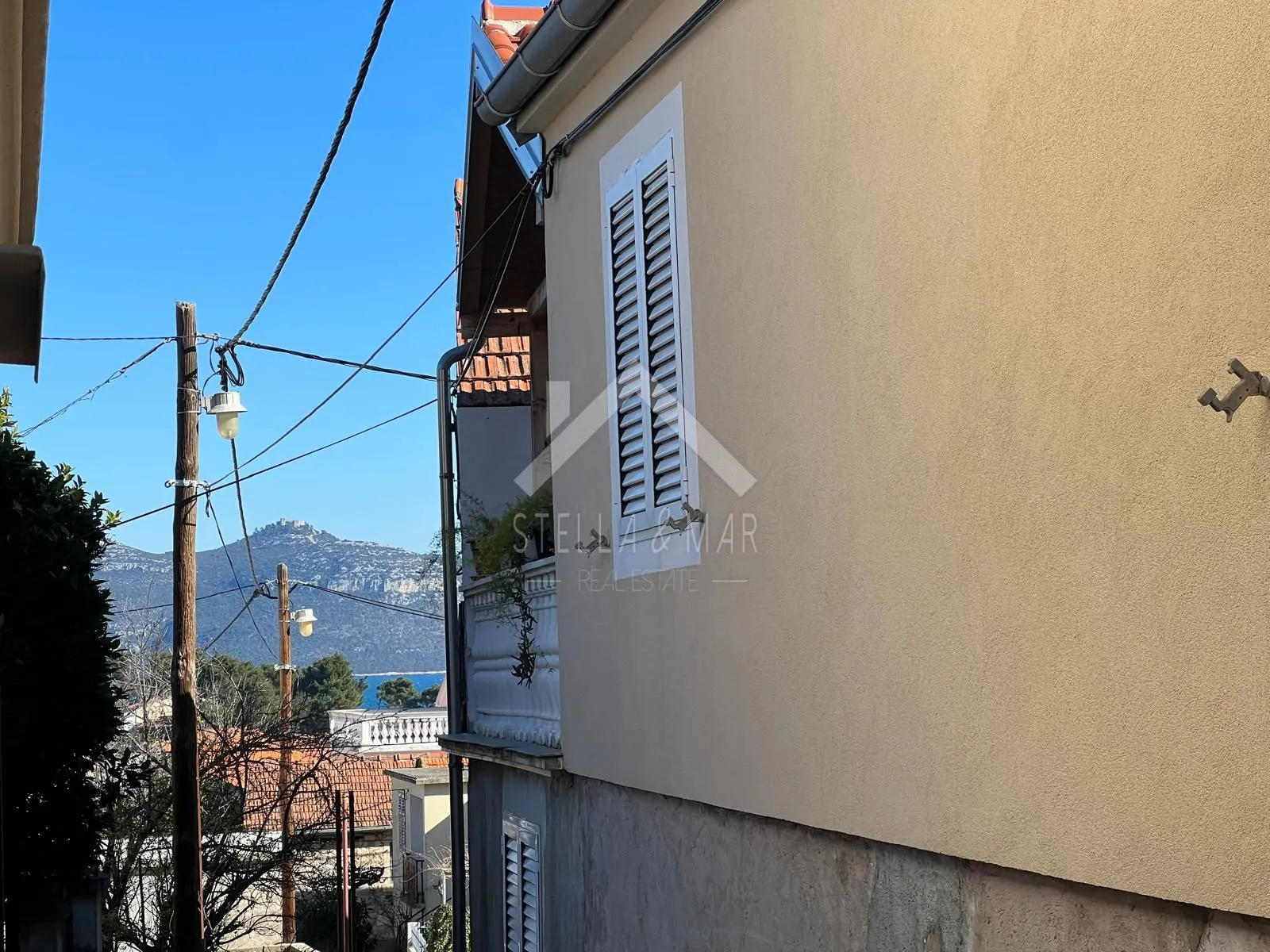 kuća sa dva stana, 200m do mora i centra - veli iž - slika 10