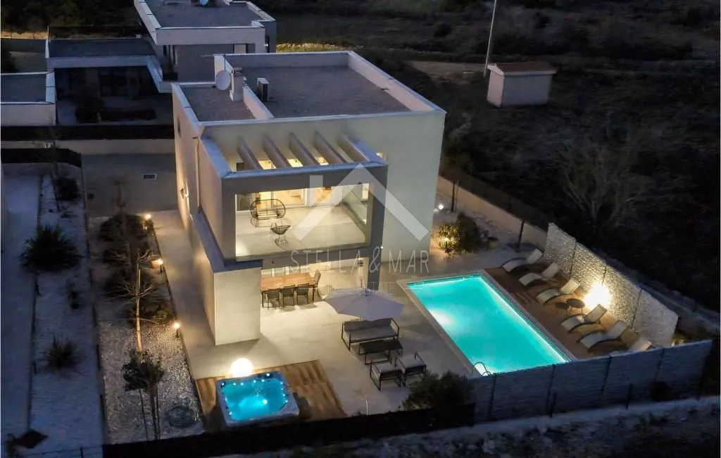 predivna villa sa bazenom i jacuzzijem - zaton, nin - slika 48
