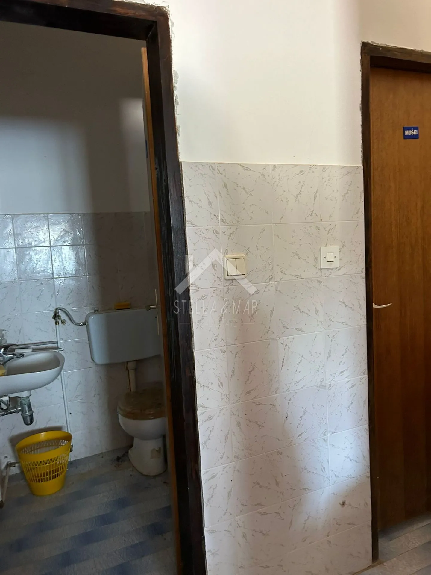 kuća za adaptaciju, pogled, lokacija - vir - slika 7