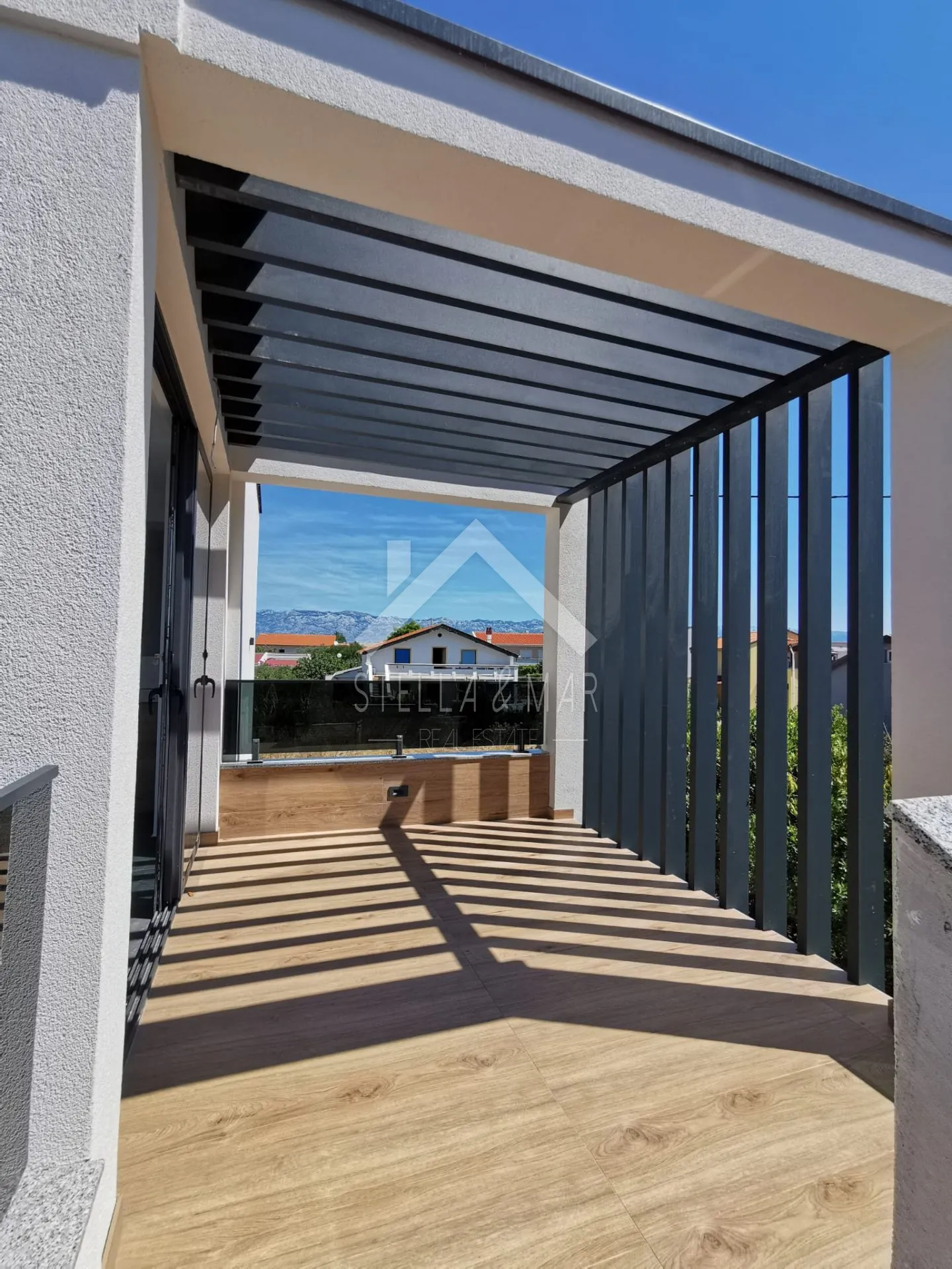 luksuzna villa sa bazenom u centru - vir - slika 44