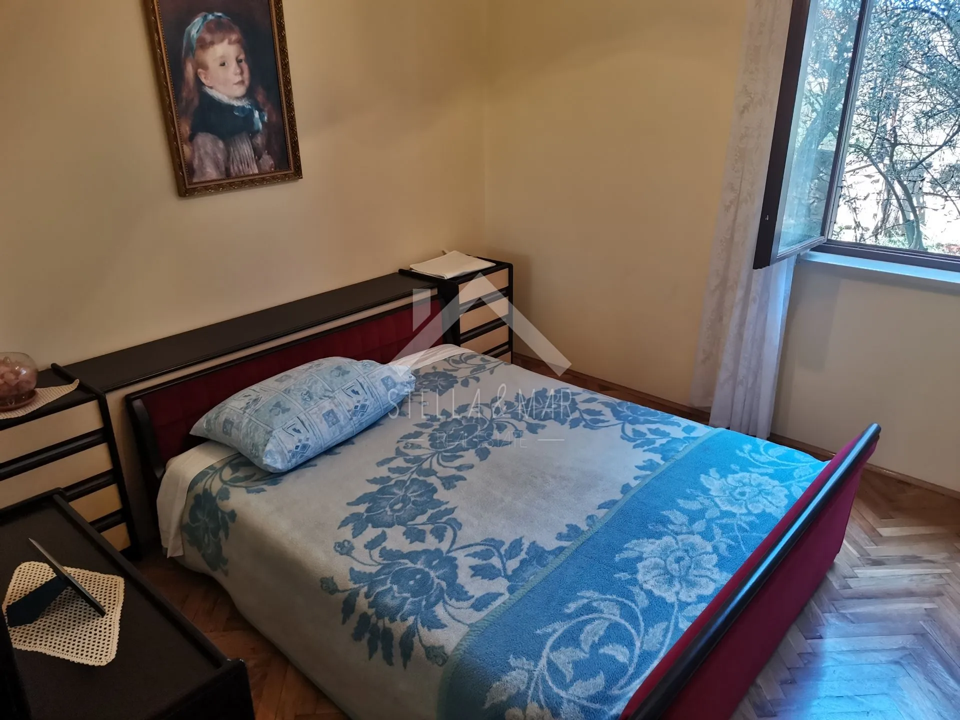 kuća sa dva četverosobna stana, garaža, velika okućnica - vir, centar - slika 26