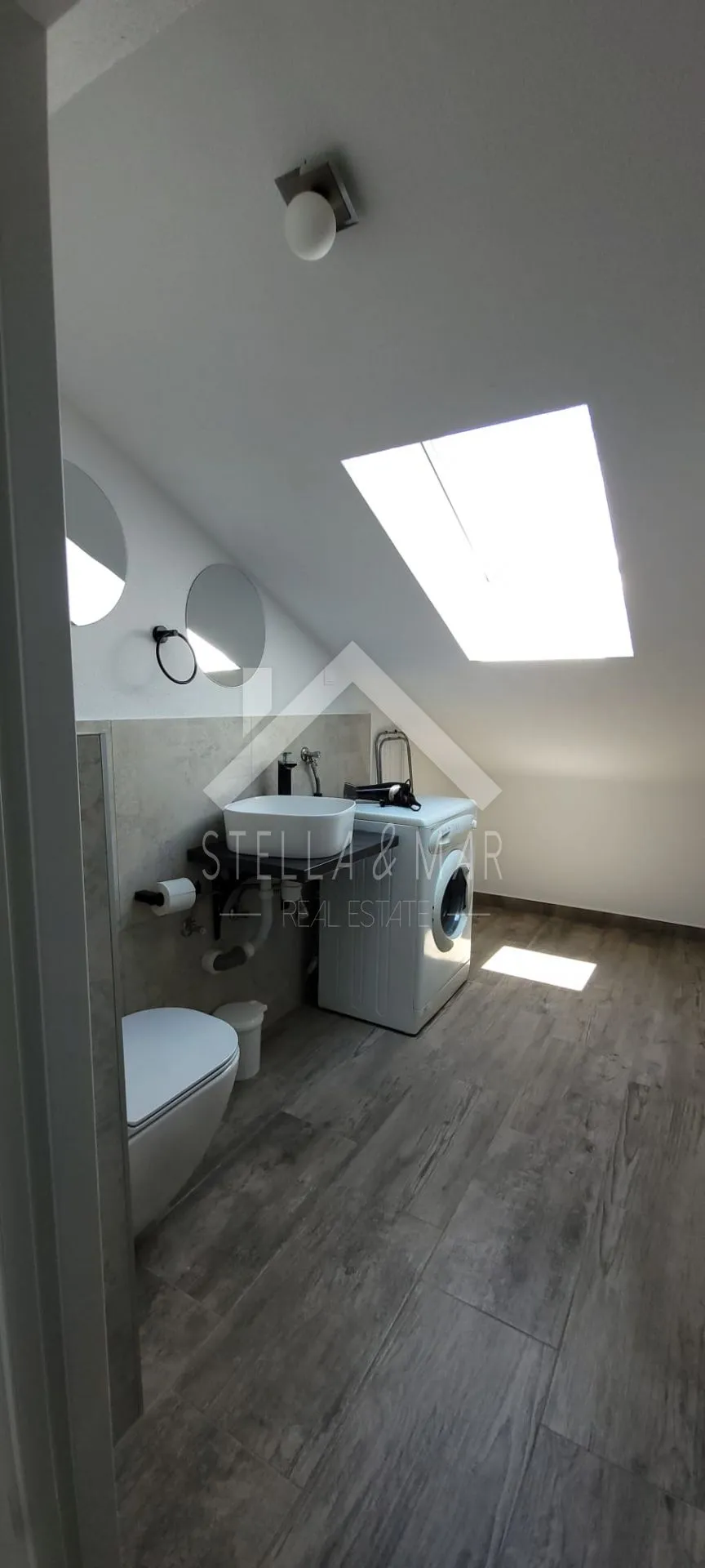 kuća sa 5 apartmana sa pogledom na more - vir - slika 28