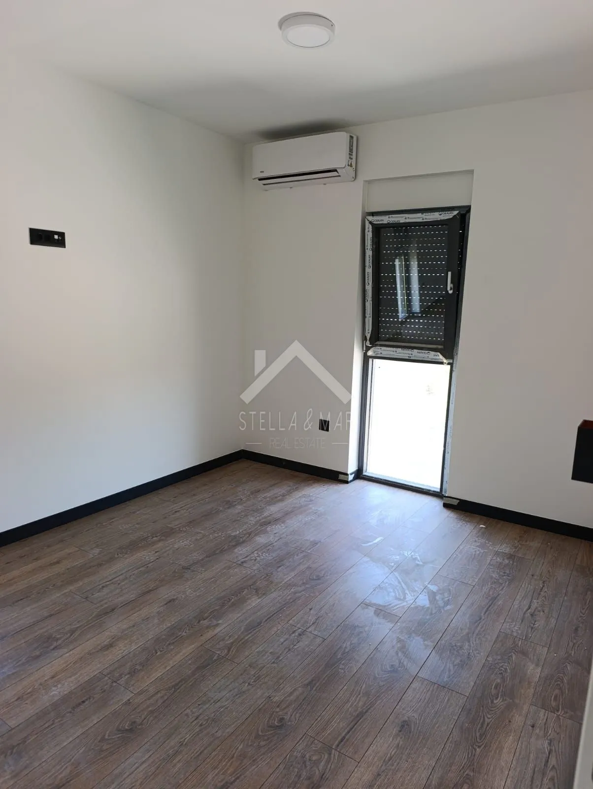 trosobni apartman sa krovnom terasom i bazenom - privlaka - slika 12