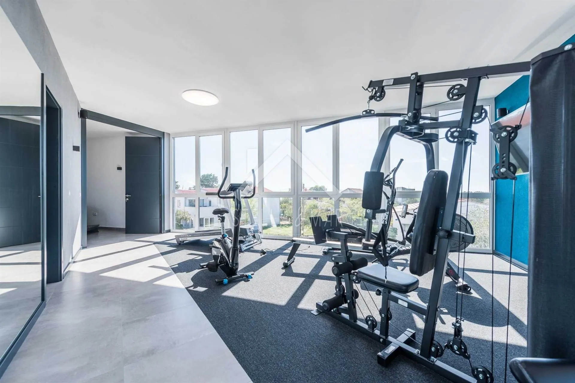 resort sa 8 villa sa bazenima i fitnes centrom - vir - slika 27