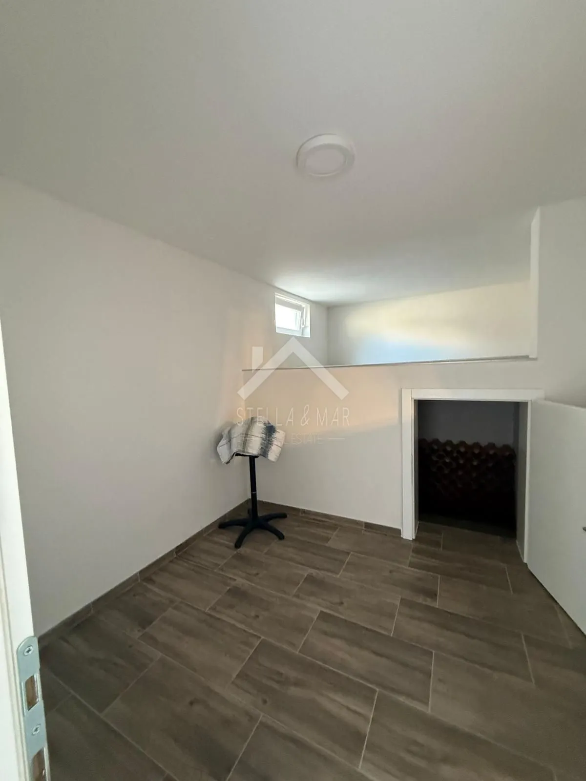 prekrasna kuća sa 3 apartmana - vir - slika 13