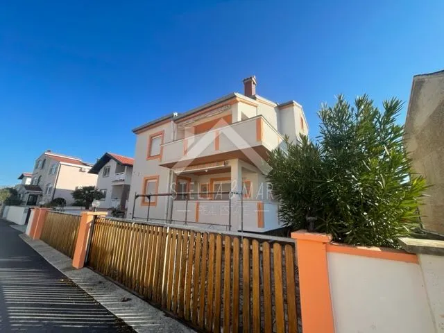kuća sa 4 apartmana, 50m od mora - nin - slika 7