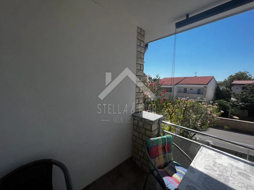 kuća sa 5 apartmana -100m do mora - vir - slika 3
