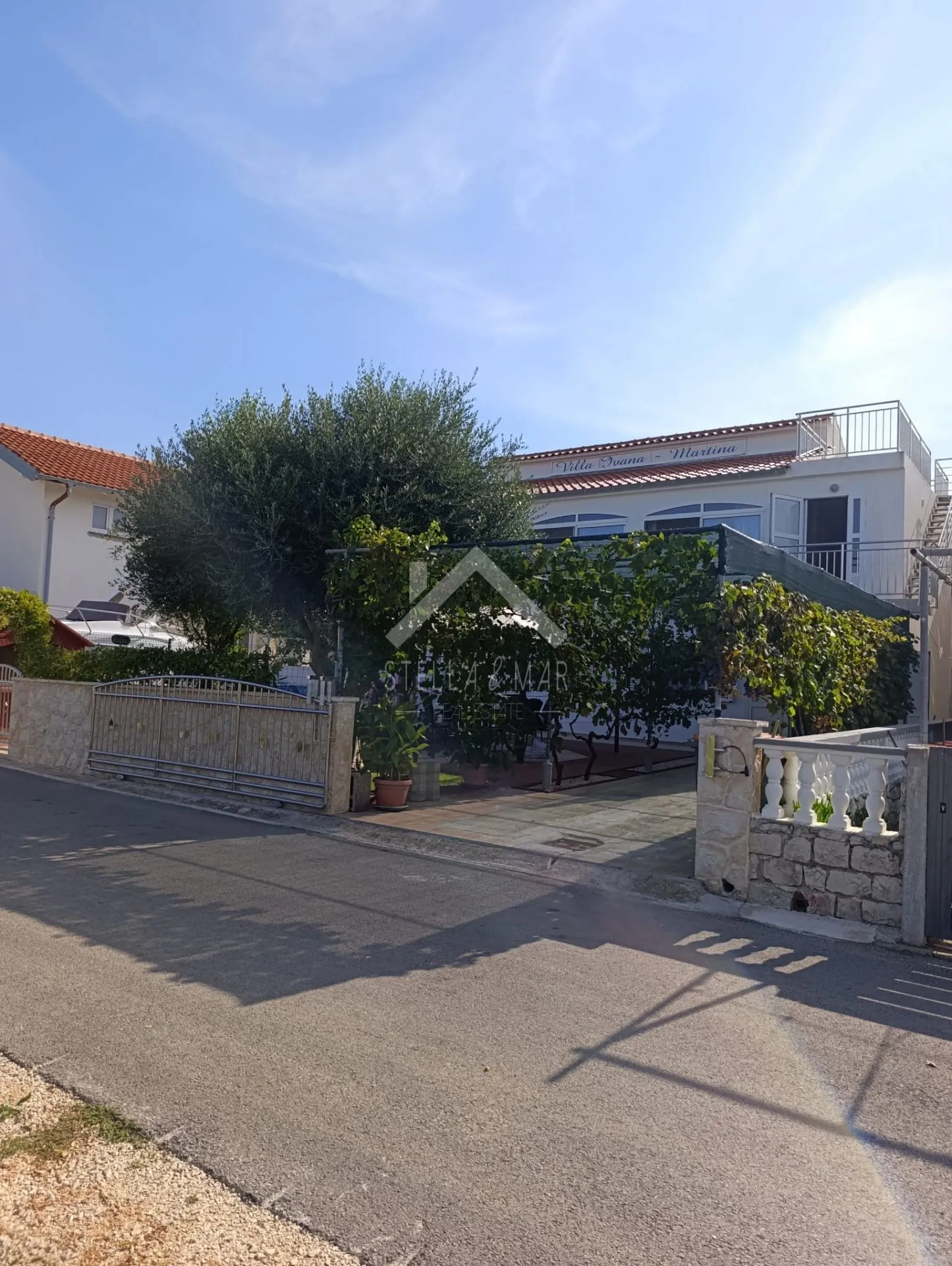 prekrasna kuća 90m od mora - vrsi - slika 2