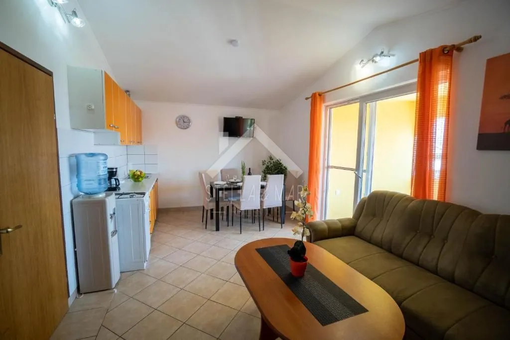 samostojeća kuća sa 5 apartmana - vir - slika 28