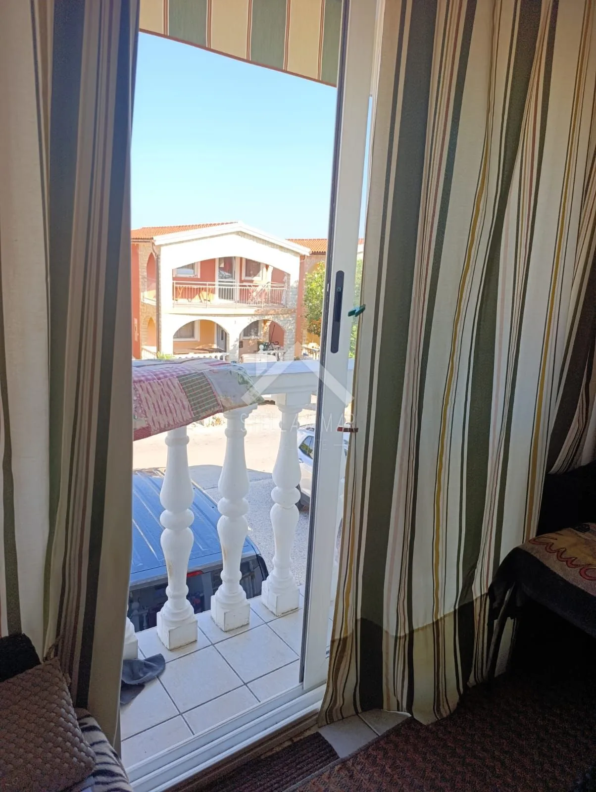 dvosobni apartman, 200m do mora - vir - slika 7
