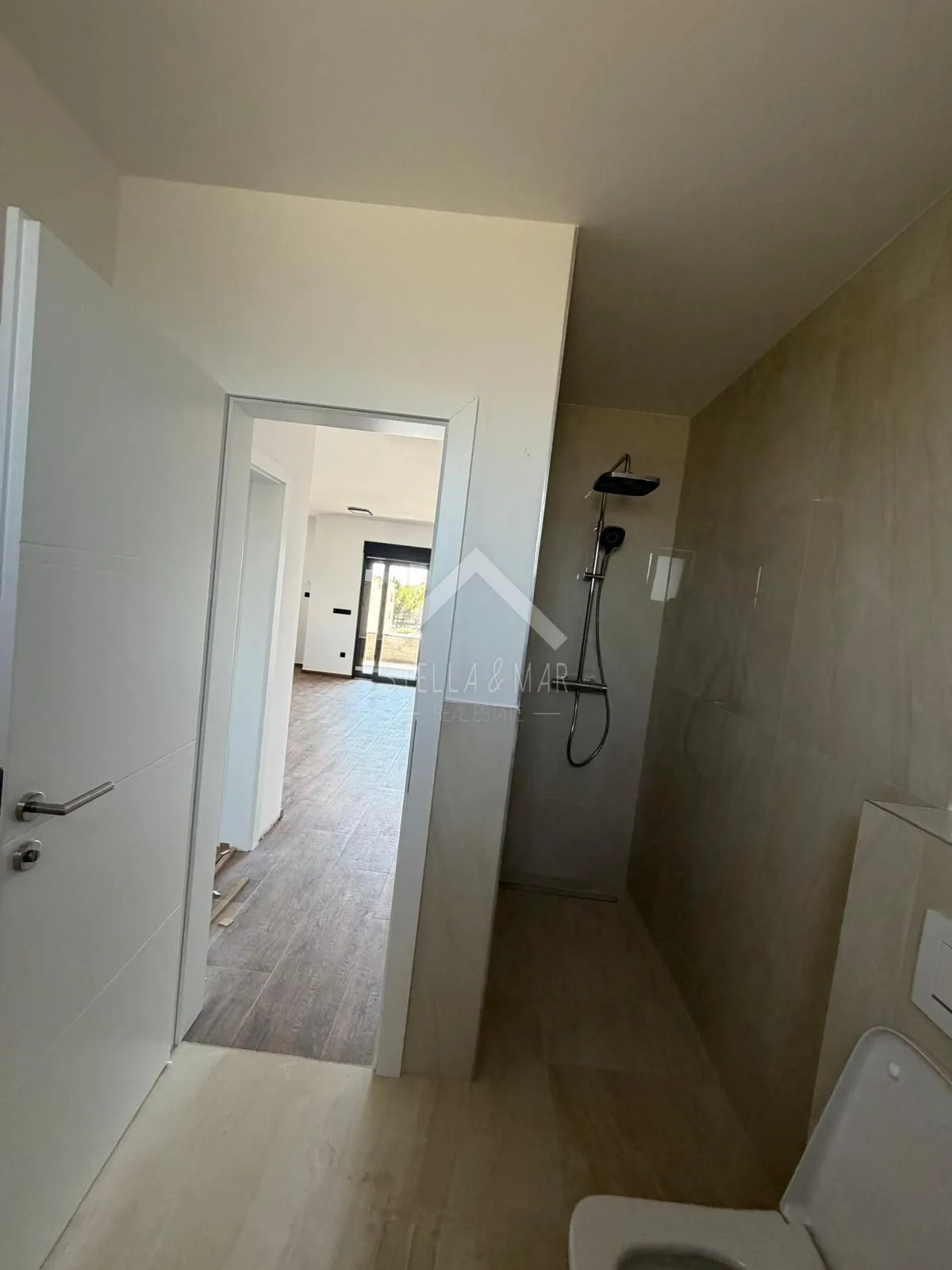 dvosobni apartman, pogled na more - vir - slika 12