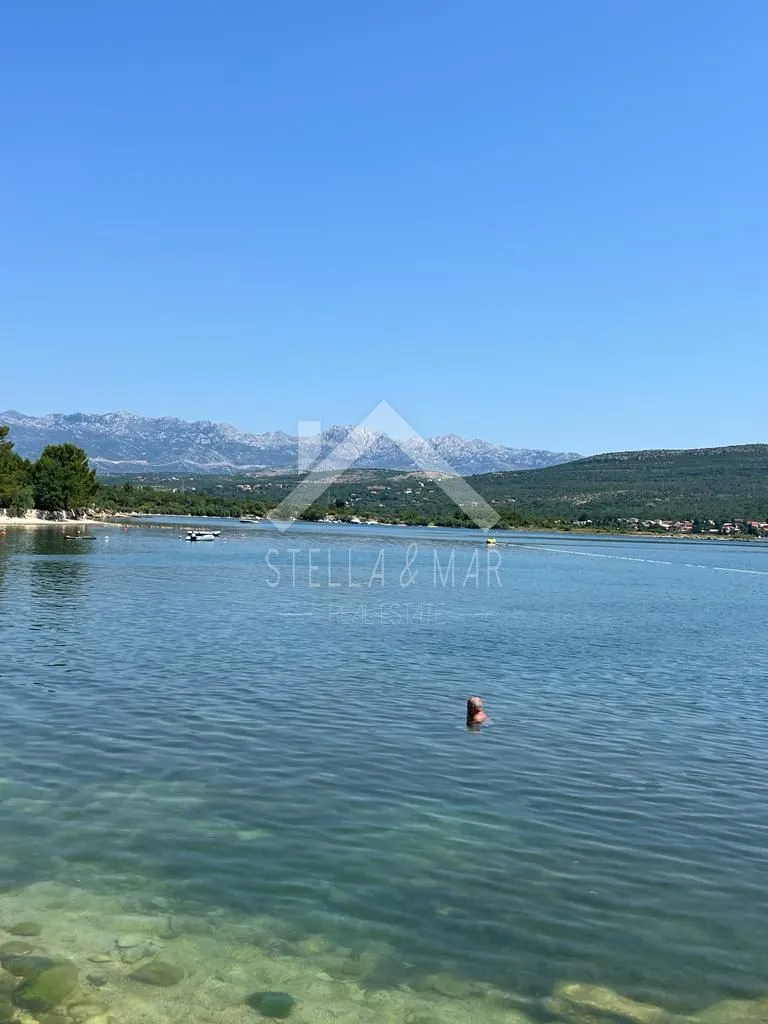građevinsko zemljište 446m2 - pridraga - slika 11