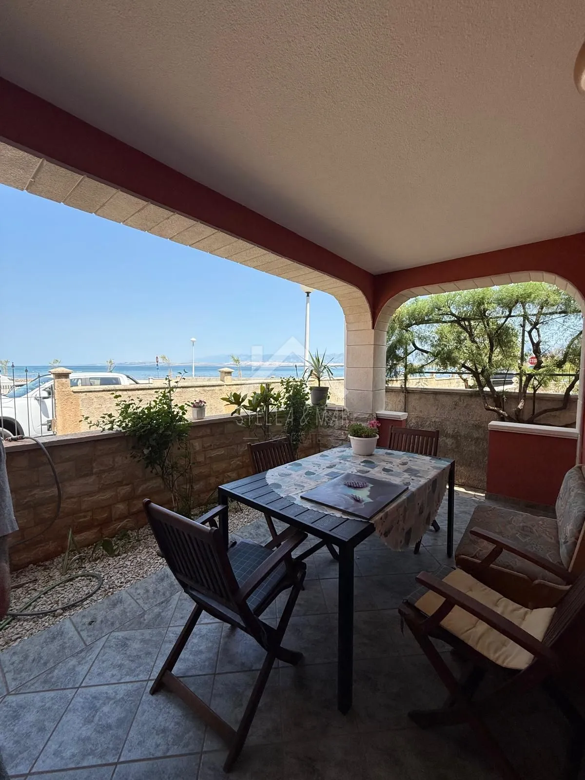 apartmanska kuća 20m do mora - vir - slika 24