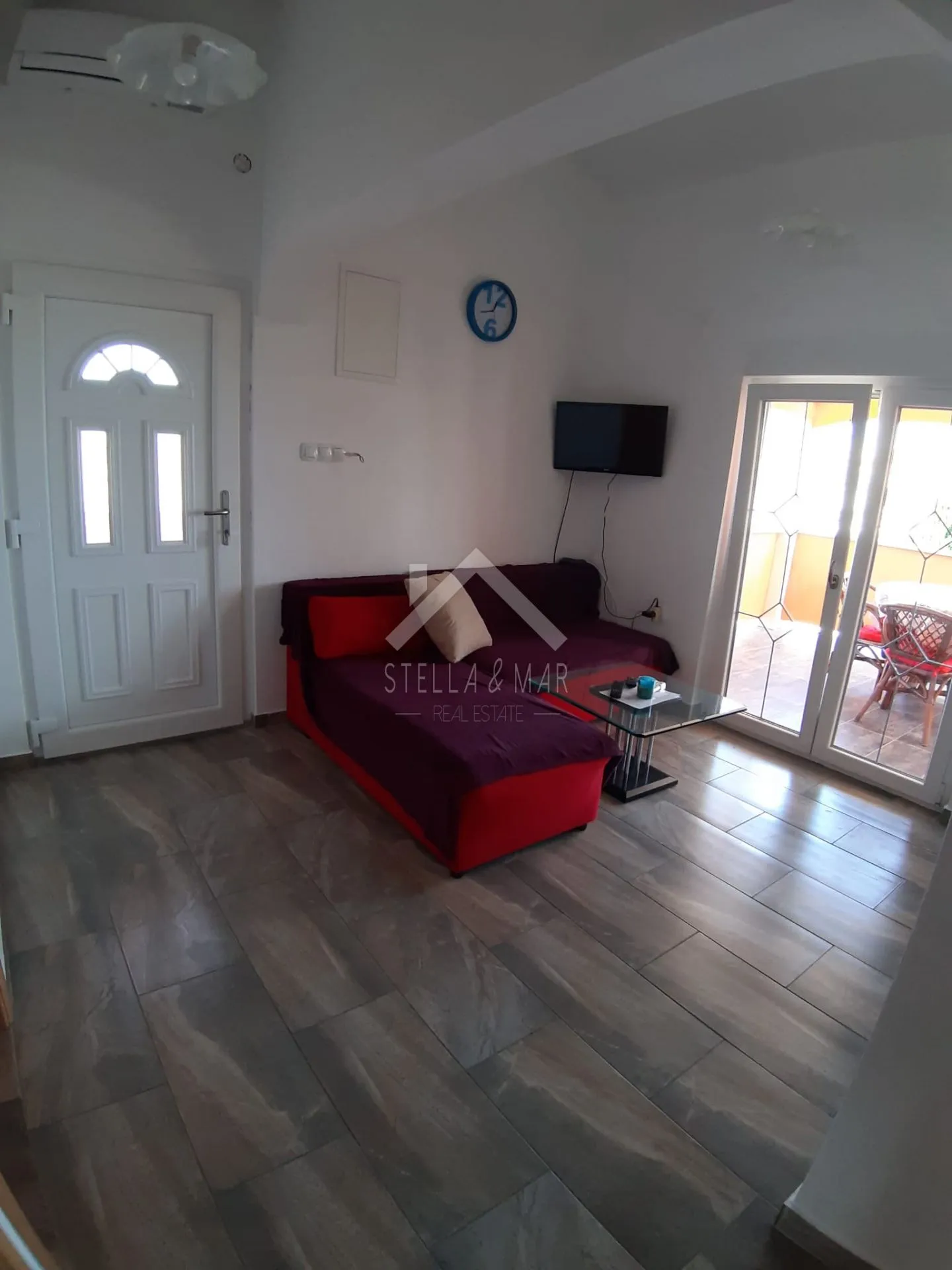 dvosobni apartman, pogled na more - vir - slika 2