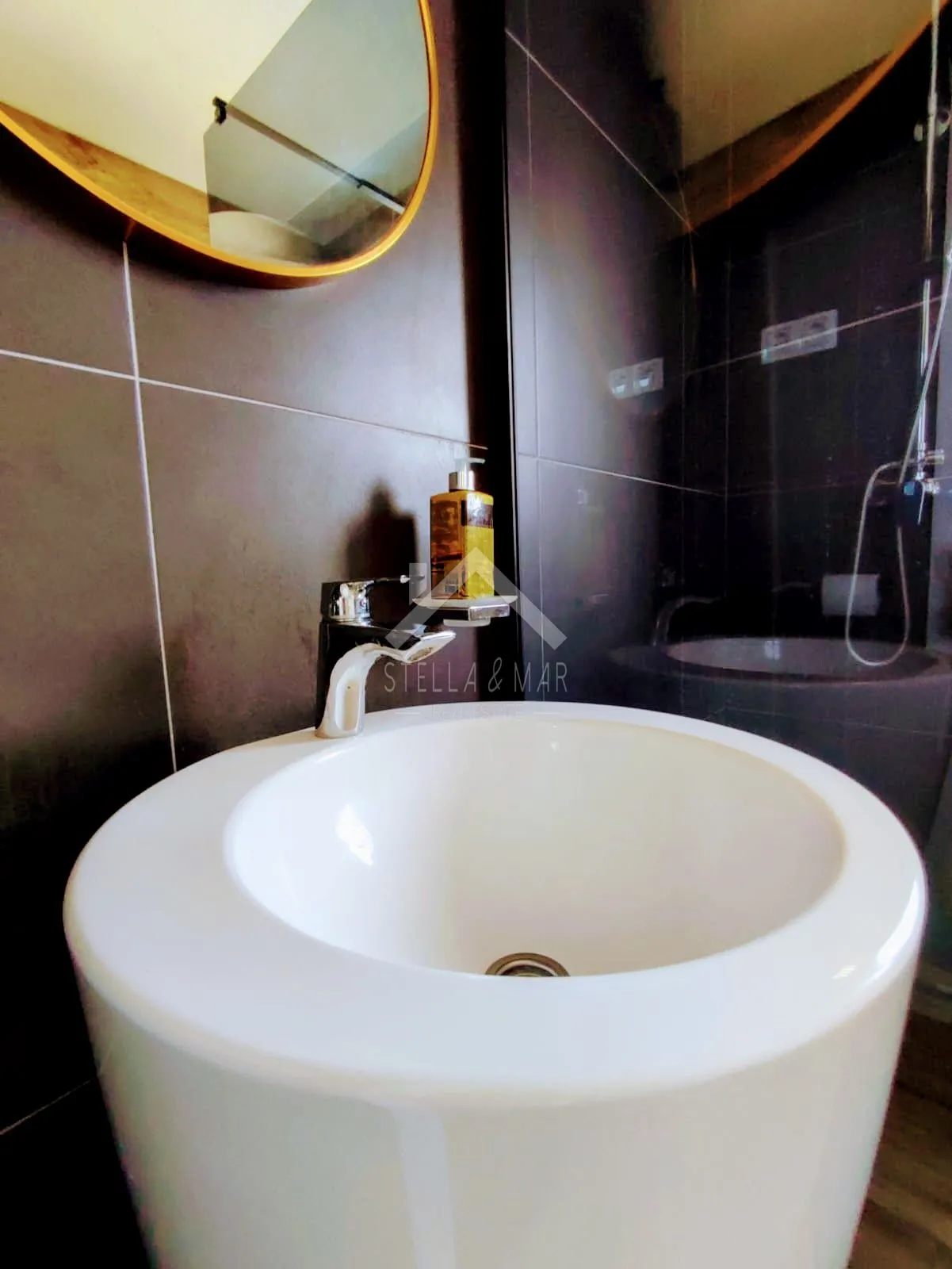 moderan dvosobni apartman - vir - slika 16