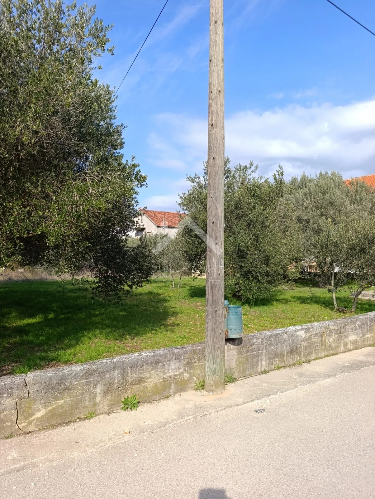 građevinsko zemljište u centru, 400m do plaže - zaton - slika 2