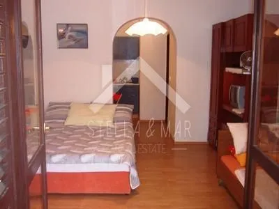 kuća sa 4 apartmana 80m od mora - slika 19