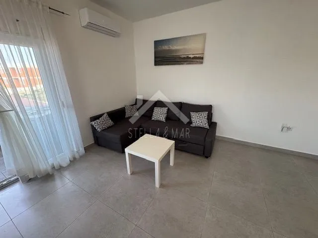 prekrasna kuća sa bazenom - rtina - slika 30