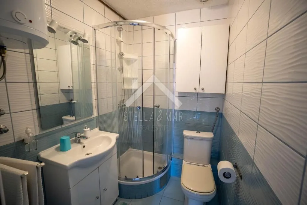 samostojeća kuća sa 5 apartmana - vir - slika 31