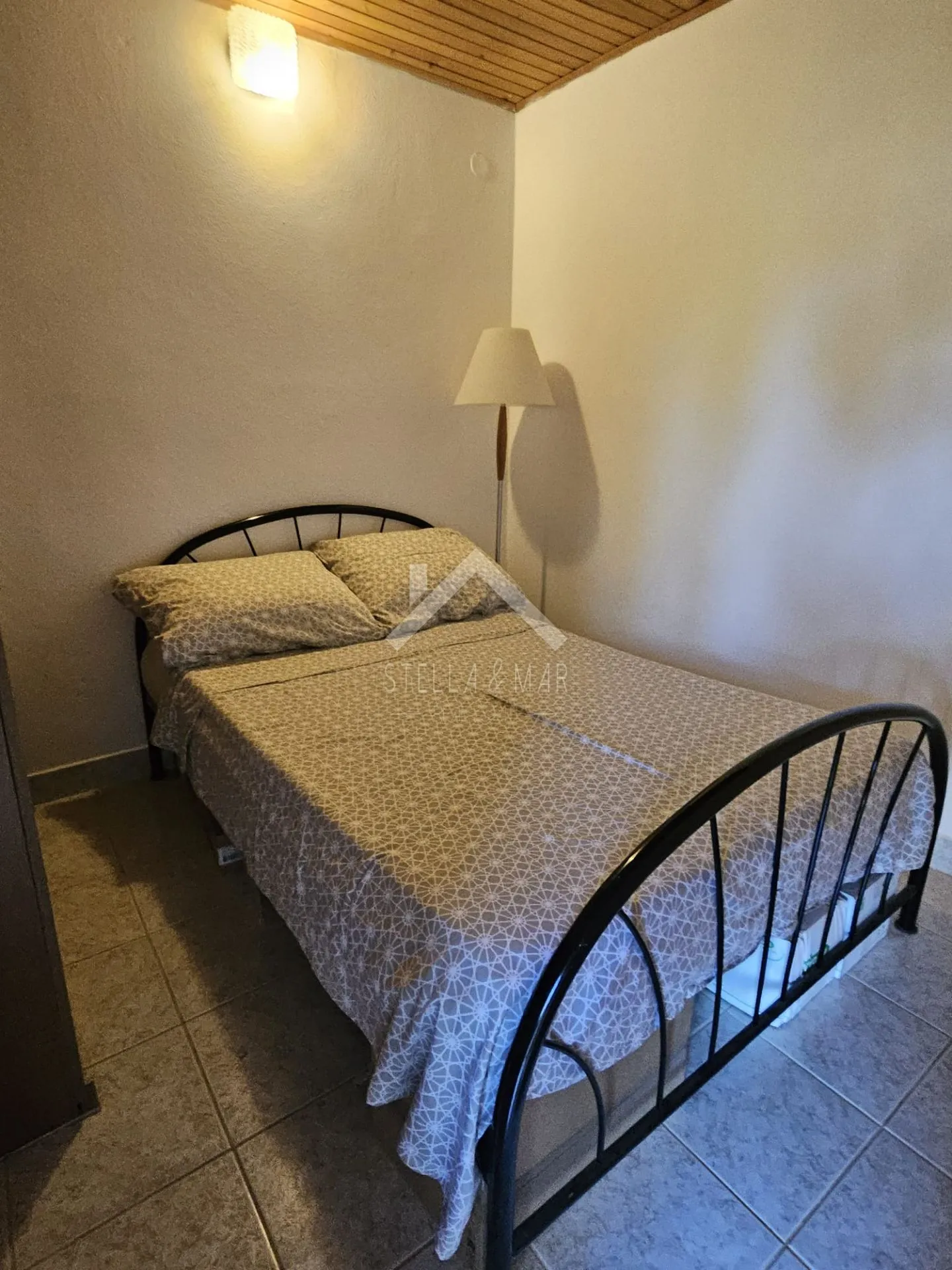 kuća u nizu sa dva apartmana - vir - slika 13