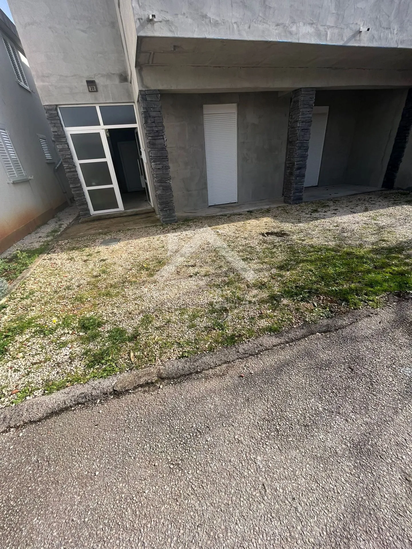 dvojna kuća sa dva stana - vir - slika 19