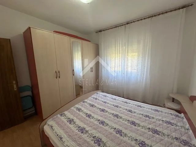prizemnica na prostranoj parceli, mirno okruženje - vir - slika 13