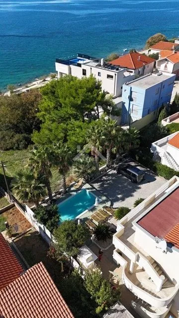 dvosobni apartman sa pogledom na more - kožino - slika 5