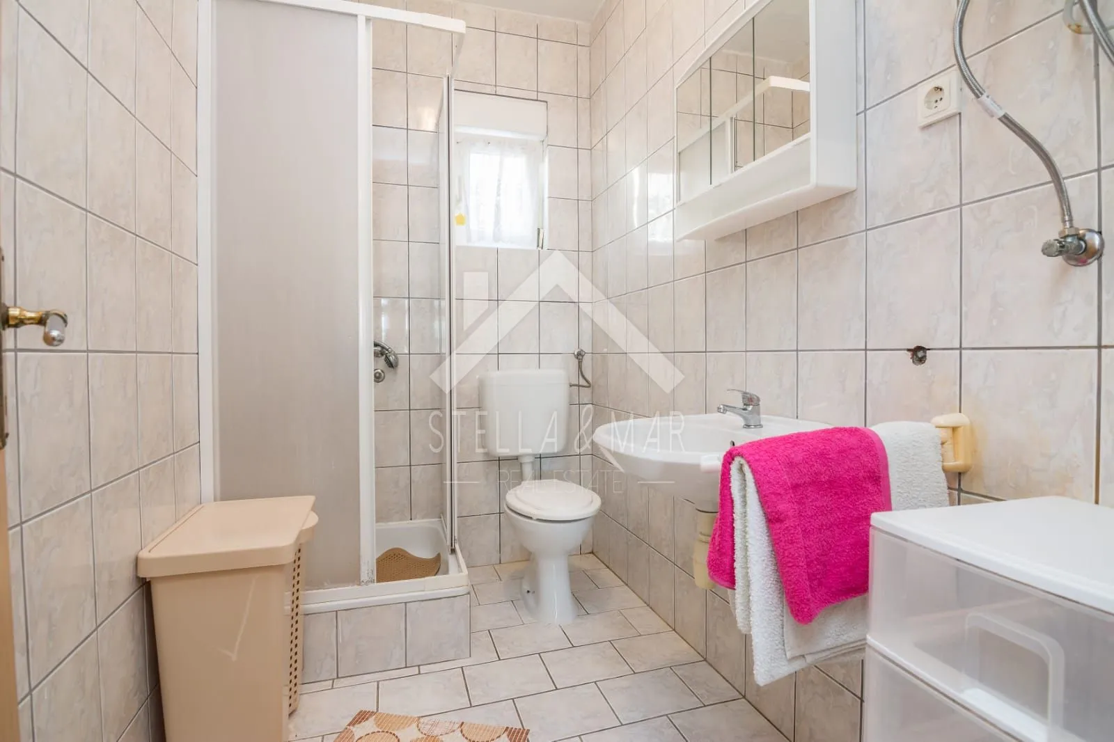 apartmanska kuća prvi red do mora - vir - slika 38