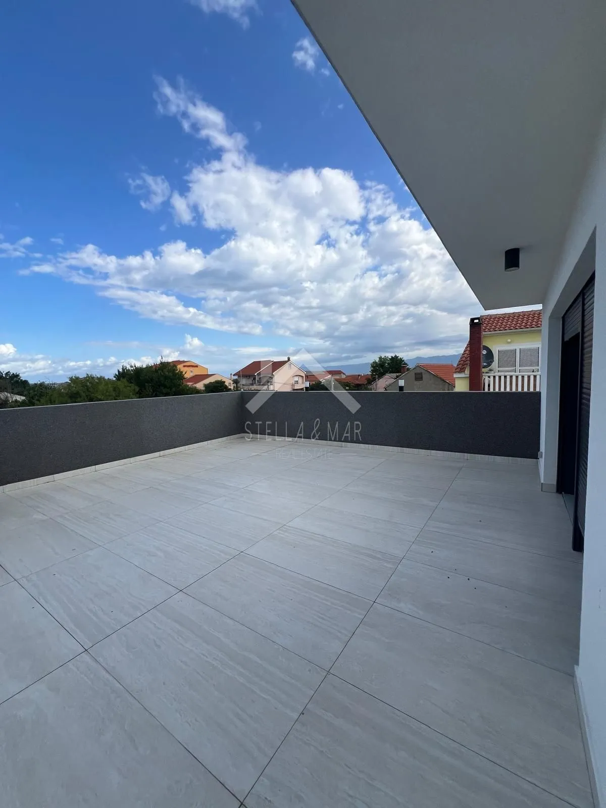 penthouse sa krovnom terasom - privlaka - slika 3