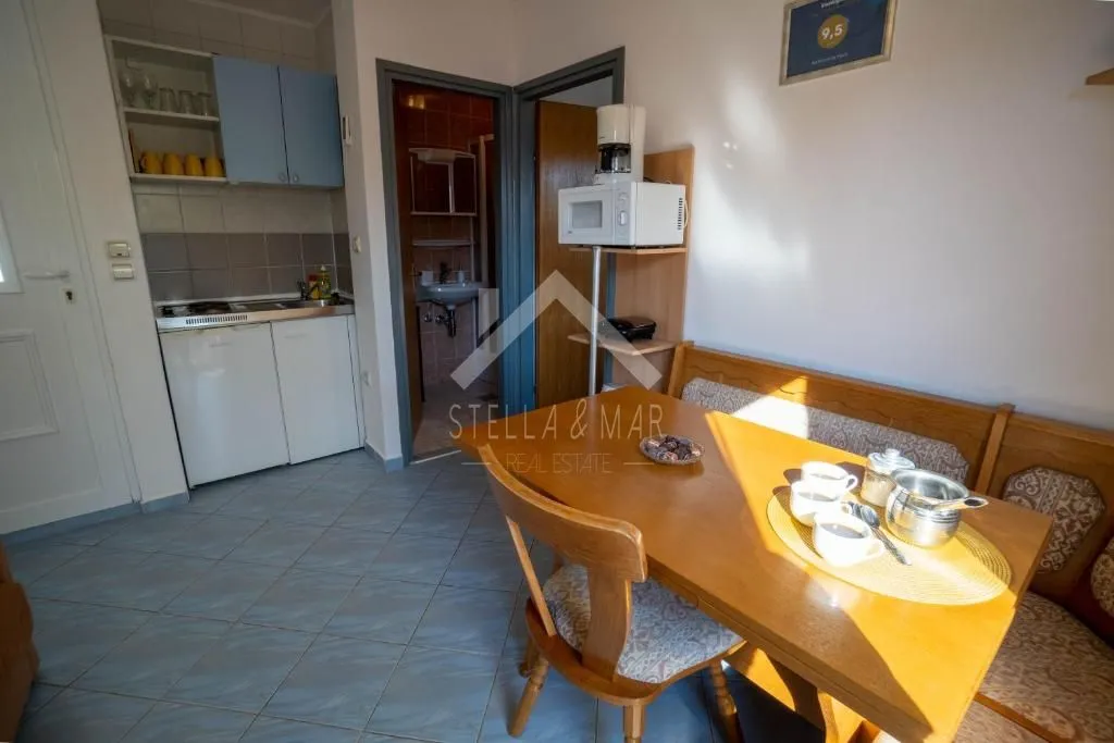samostojeća kuća sa 5 apartmana - vir - slika 11