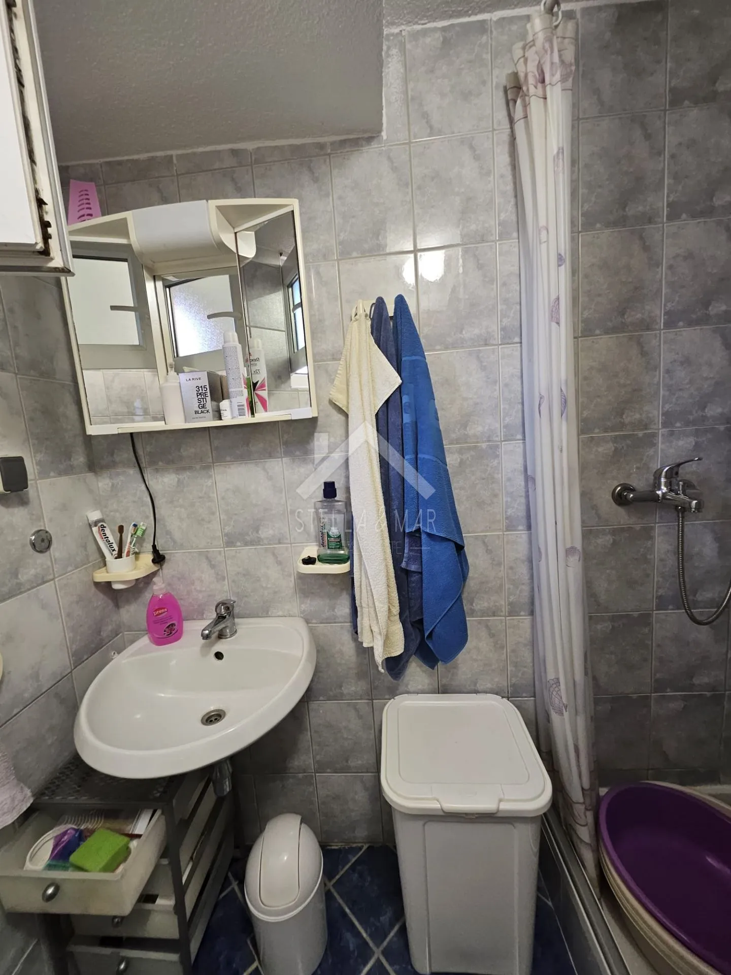 kuća sa 4 apartmana - vir - slika 40