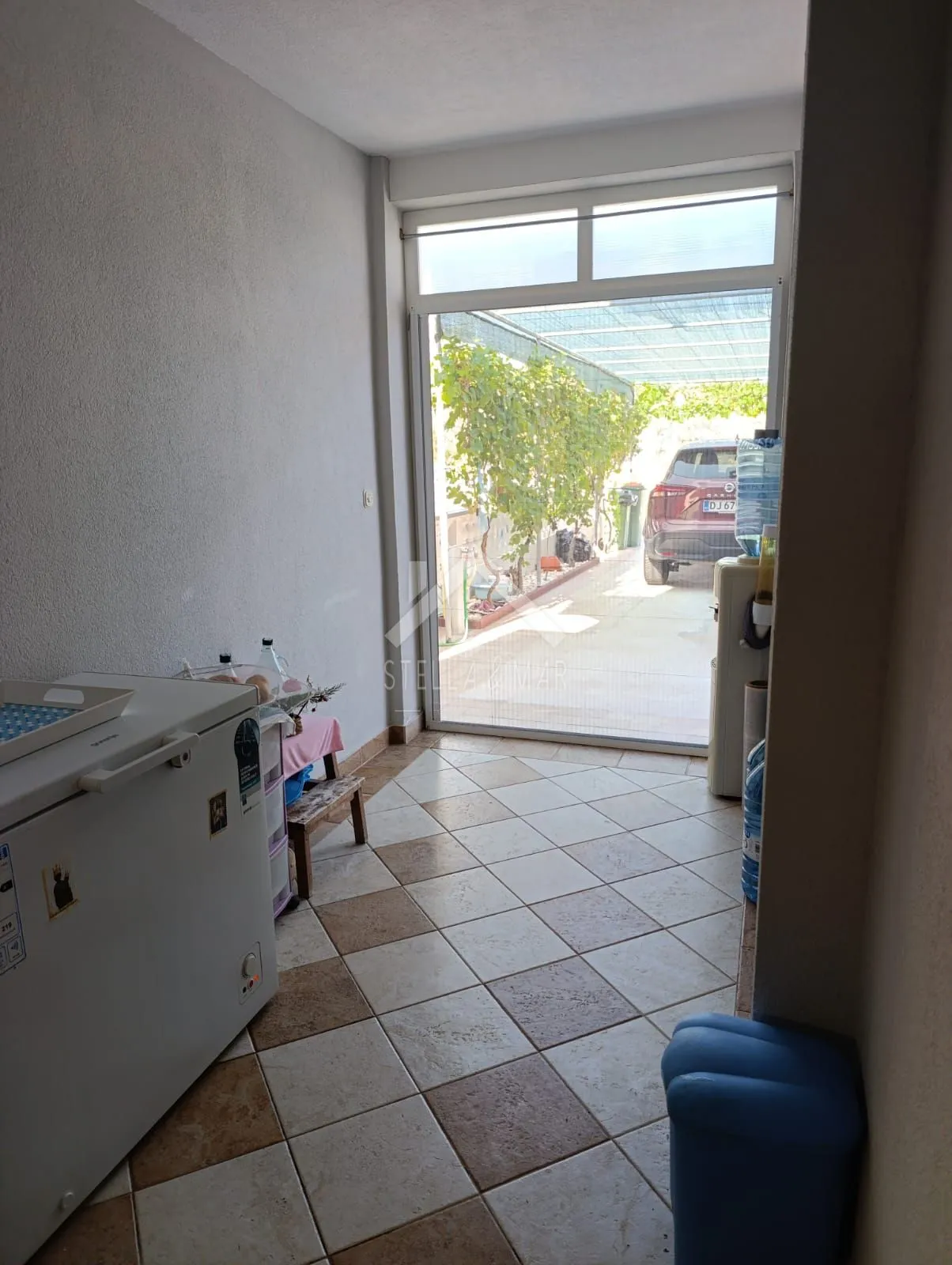 prekrasna kuća 90m od mora - vrsi - slika 7