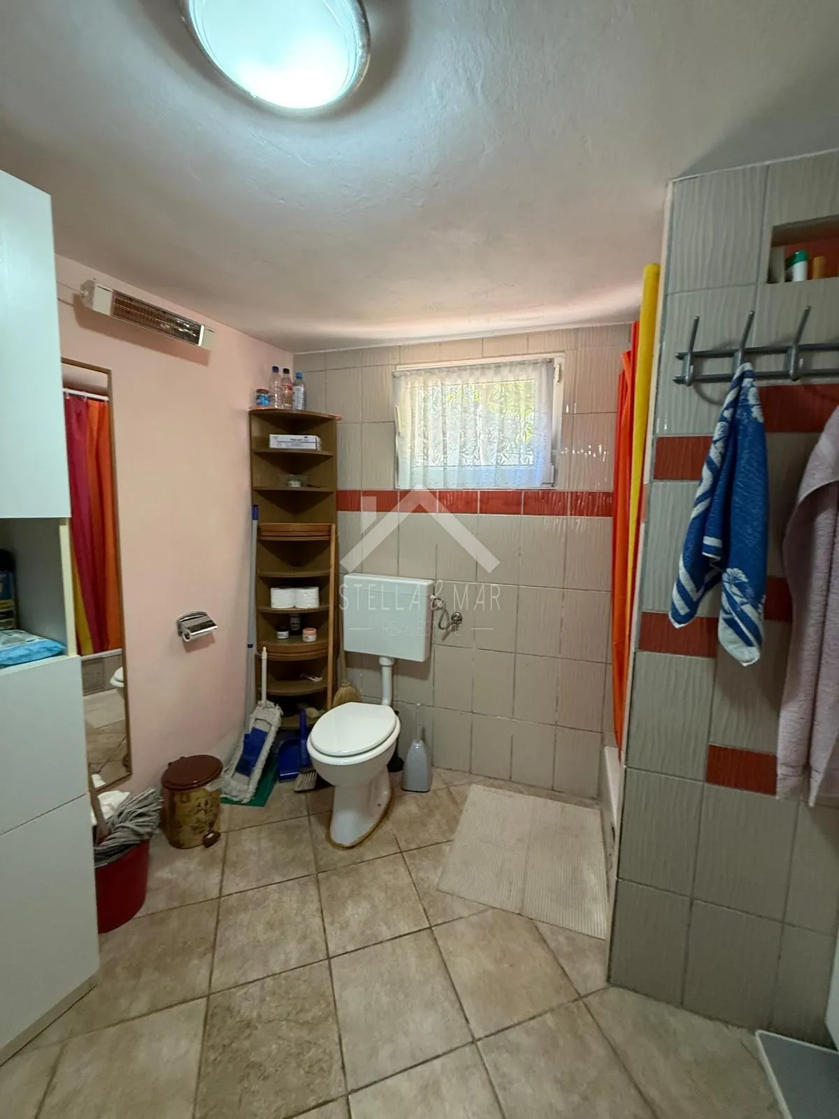 kuća sa 5 apartmana, miran predio - vir - slika 26