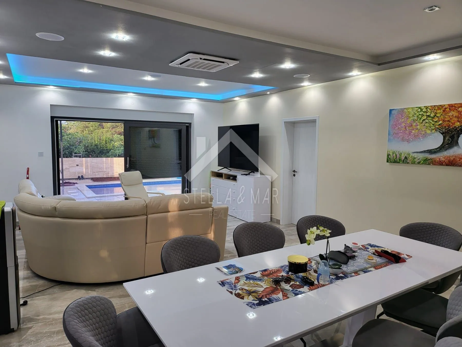 luksuzna villa sa bazenom u centru - vir - slika 17