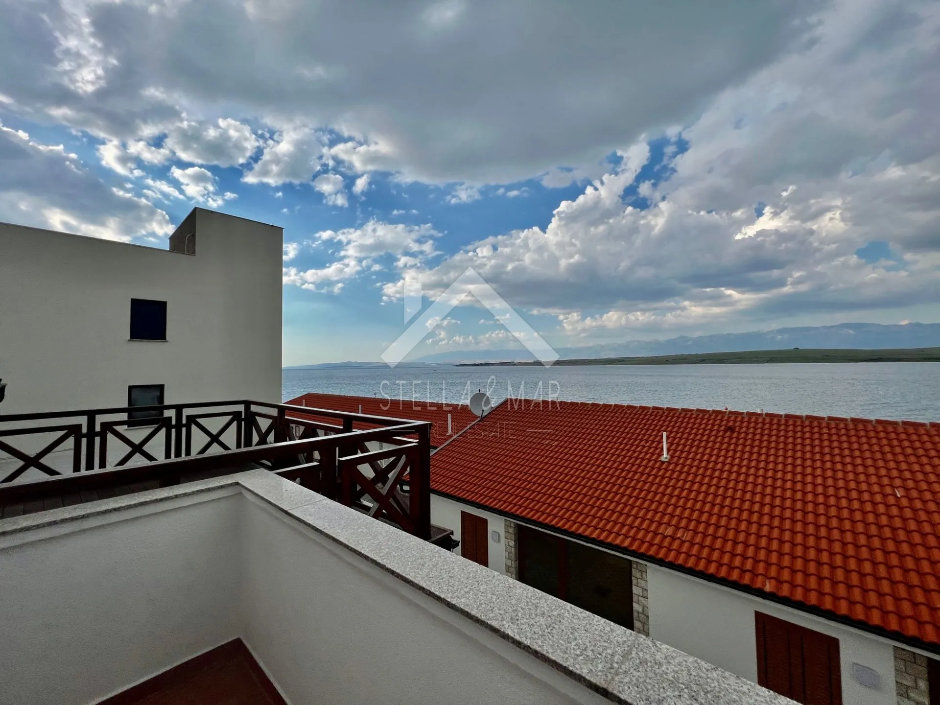 kuća u nizu, drugi red od mora - vir - slika 15