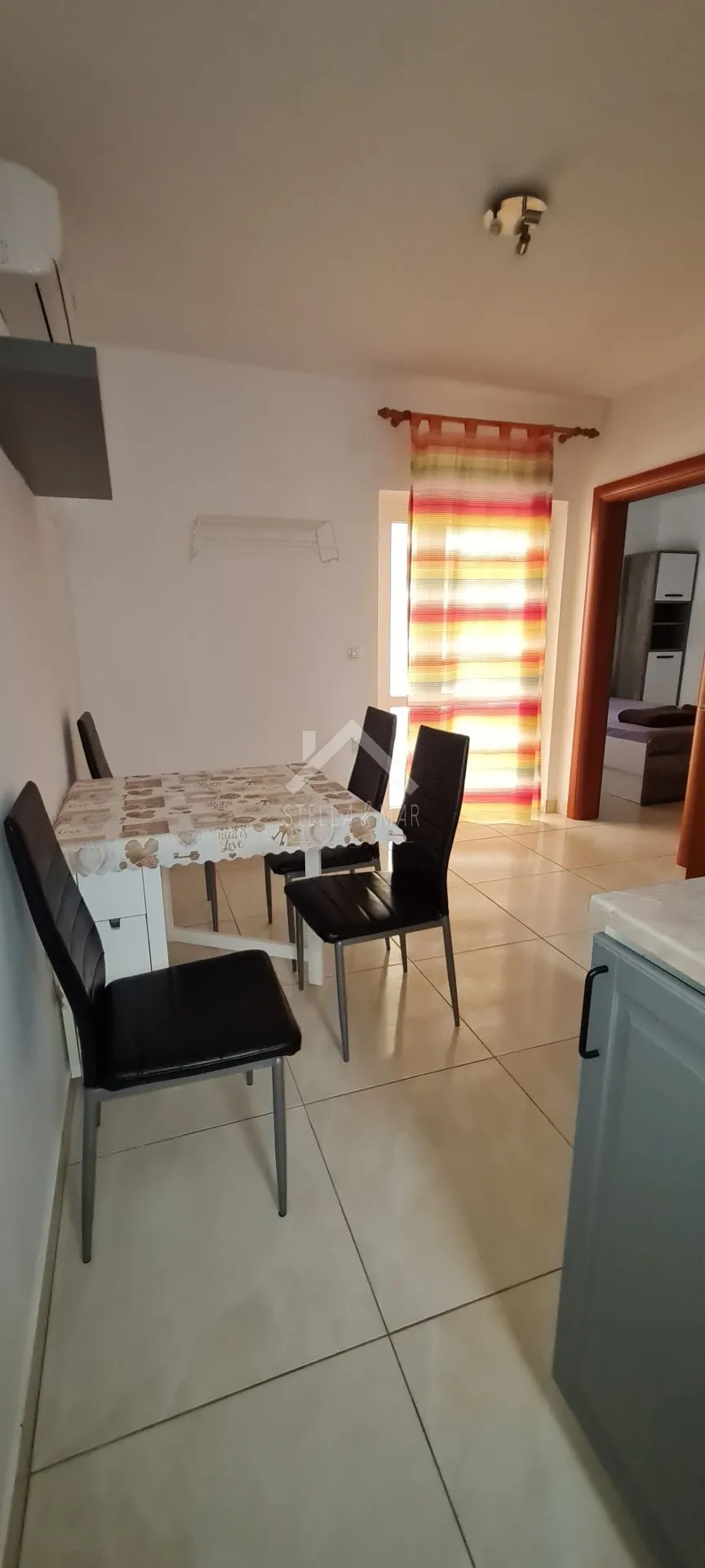 kuća sa 4 apartmana, južna strana - vir - slika 15