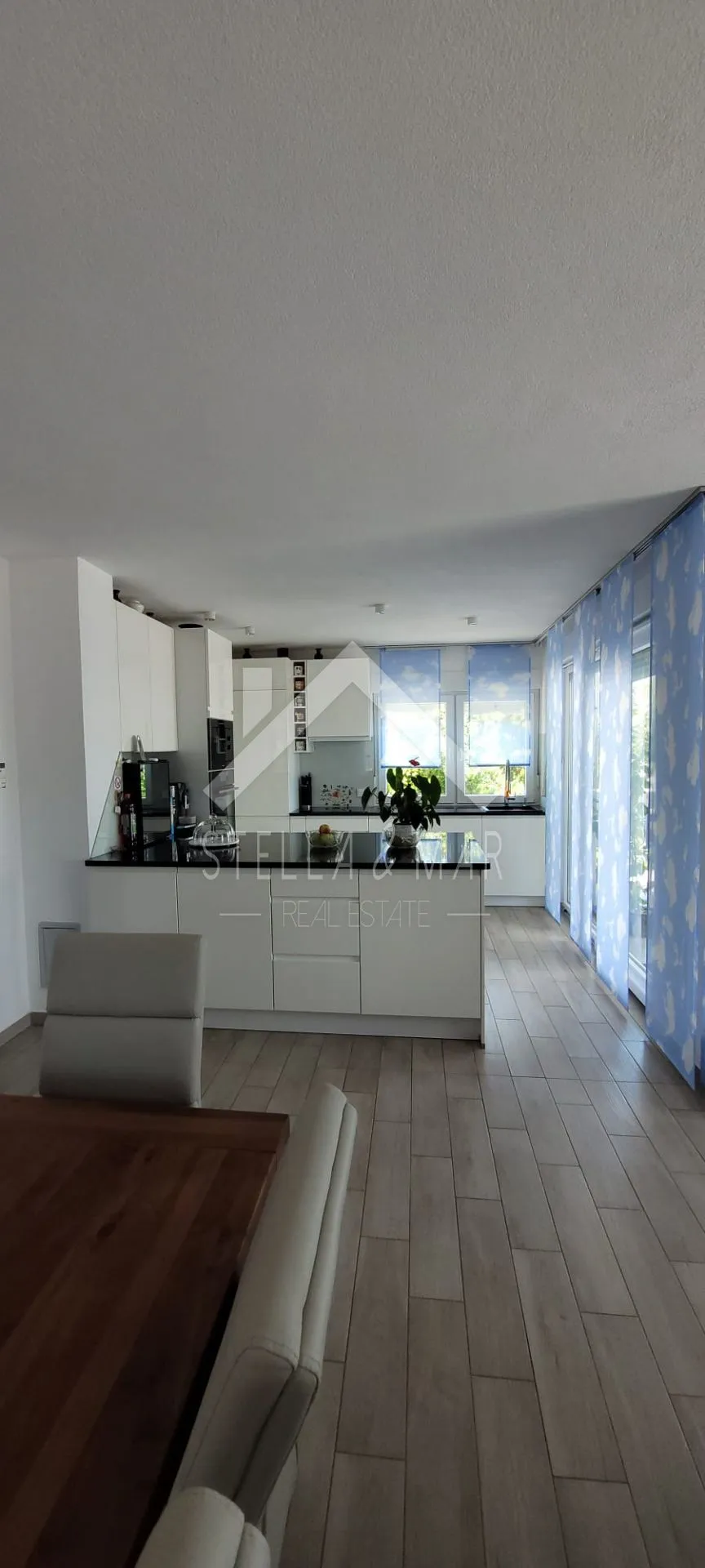 kuća sa 5 apartmana sa pogledom na more - vir - slika 5