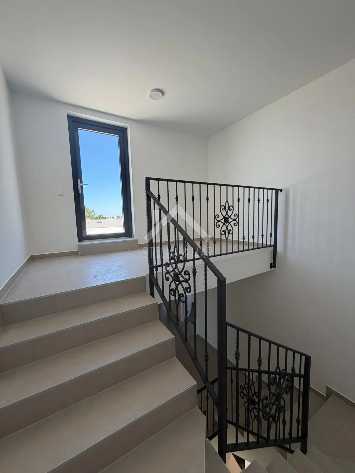 moderna, vrlo komforna vila sa bazenom 150m do mora - vir - slika 35