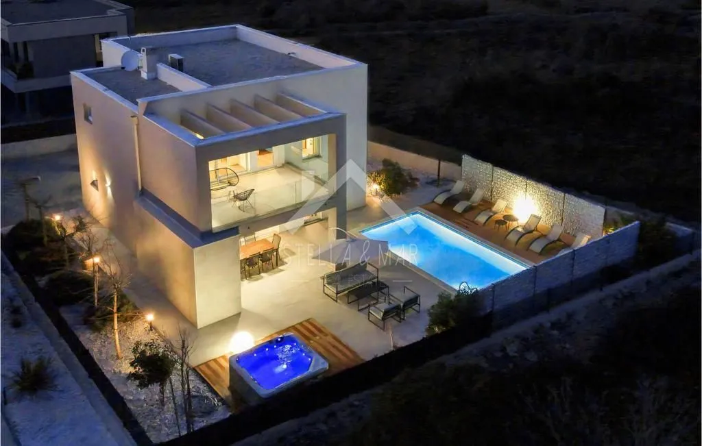 predivna villa sa bazenom i jacuzzijem - zaton, nin - slika 2
