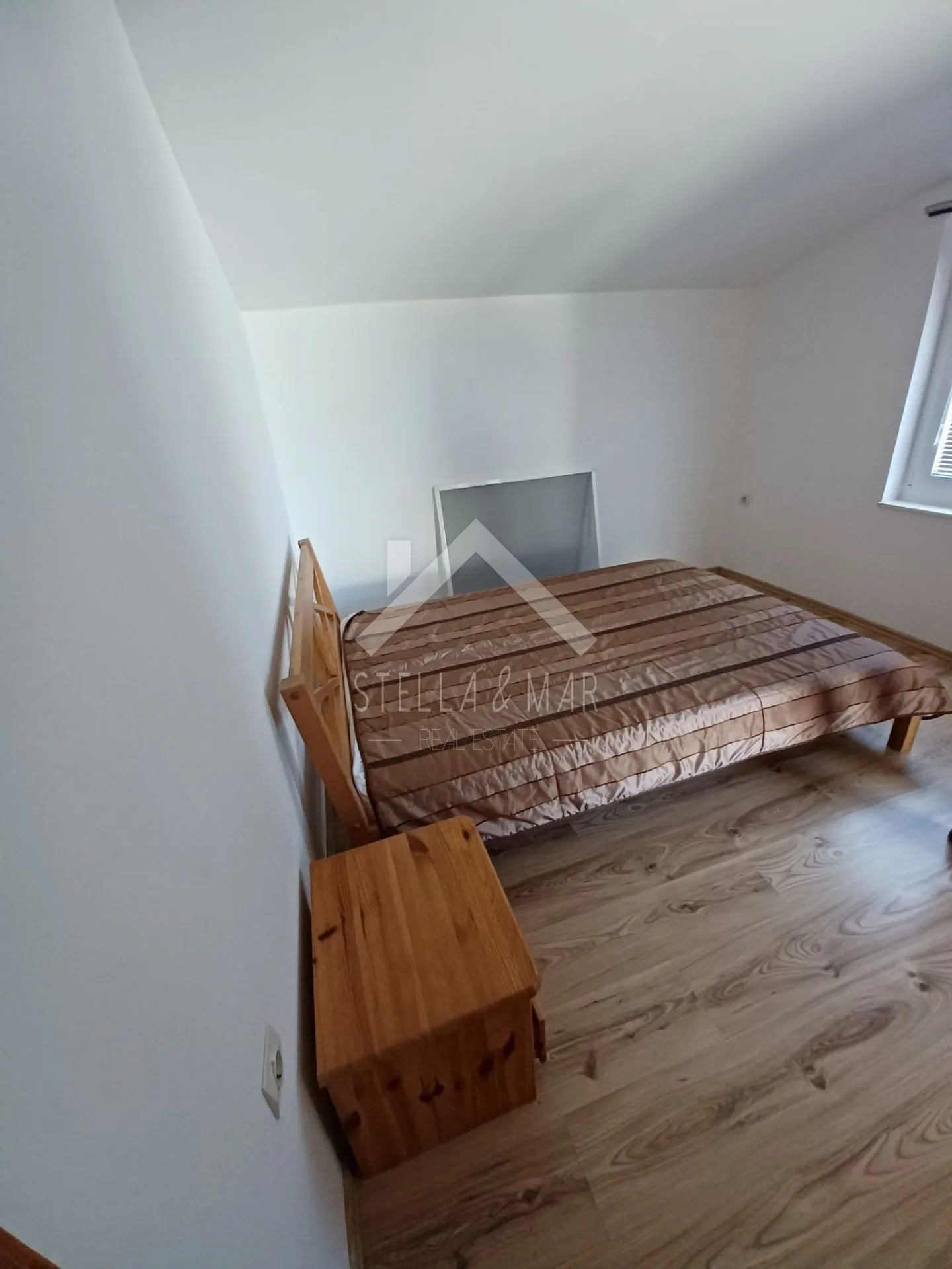 kuća sa tri apartmana - vir - slika 16