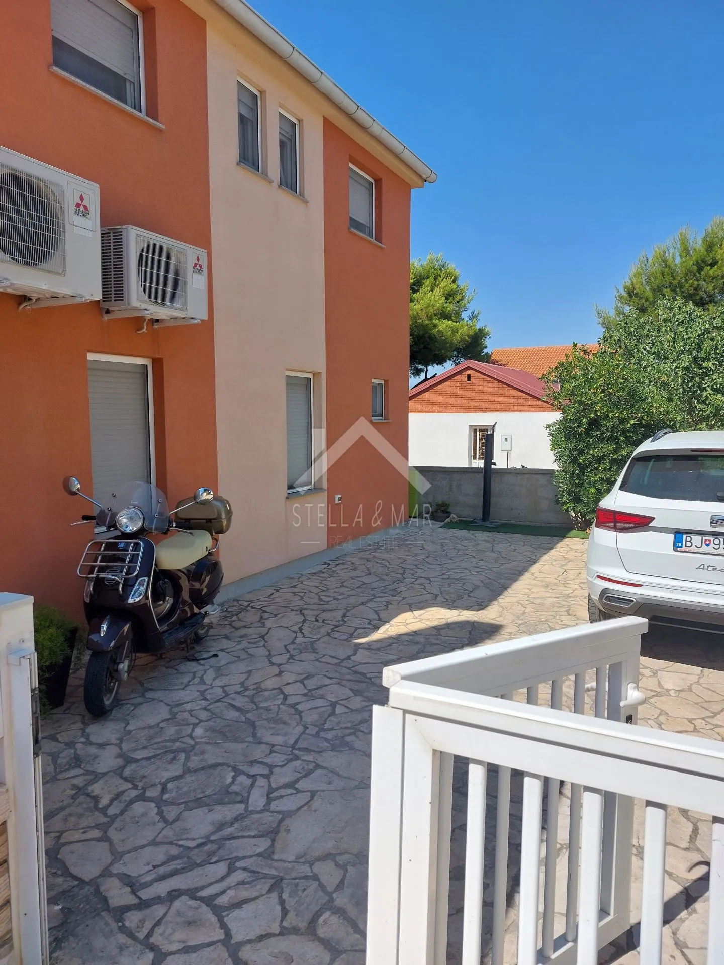 prilika kuća sa 3 apartmana , pogled na more - vir - slika 5