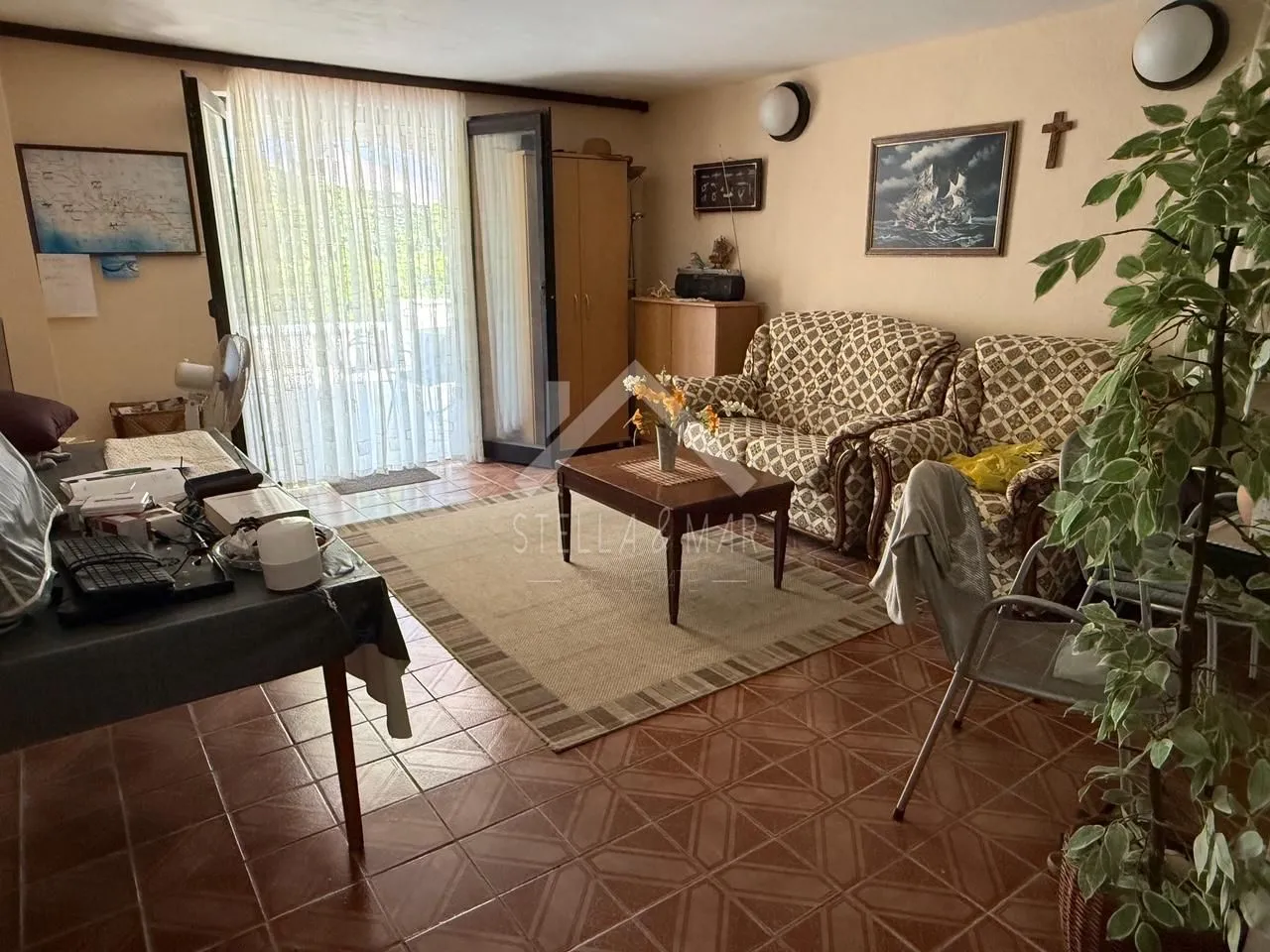 kuća sa dva apartmana drugi red od mora - vir - slika 12