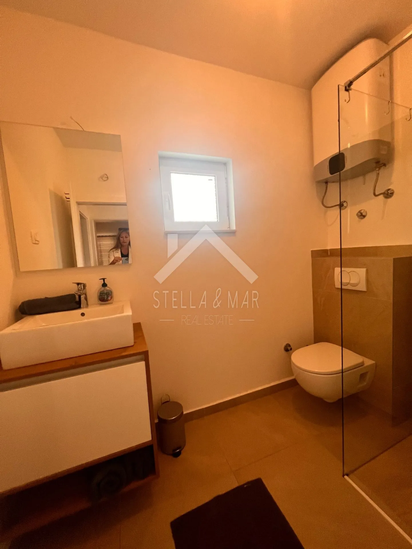 kuća sa 3 apartmana 130m do mora - kruševo - slika 12