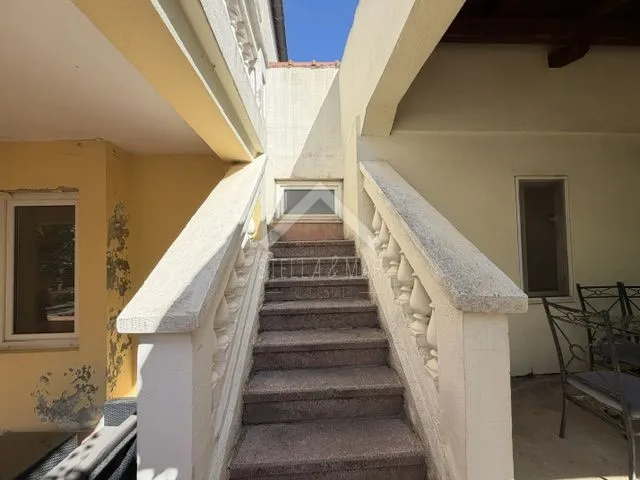 kuća sa dva stana, atraktivna lokacija - zadar - slika 20