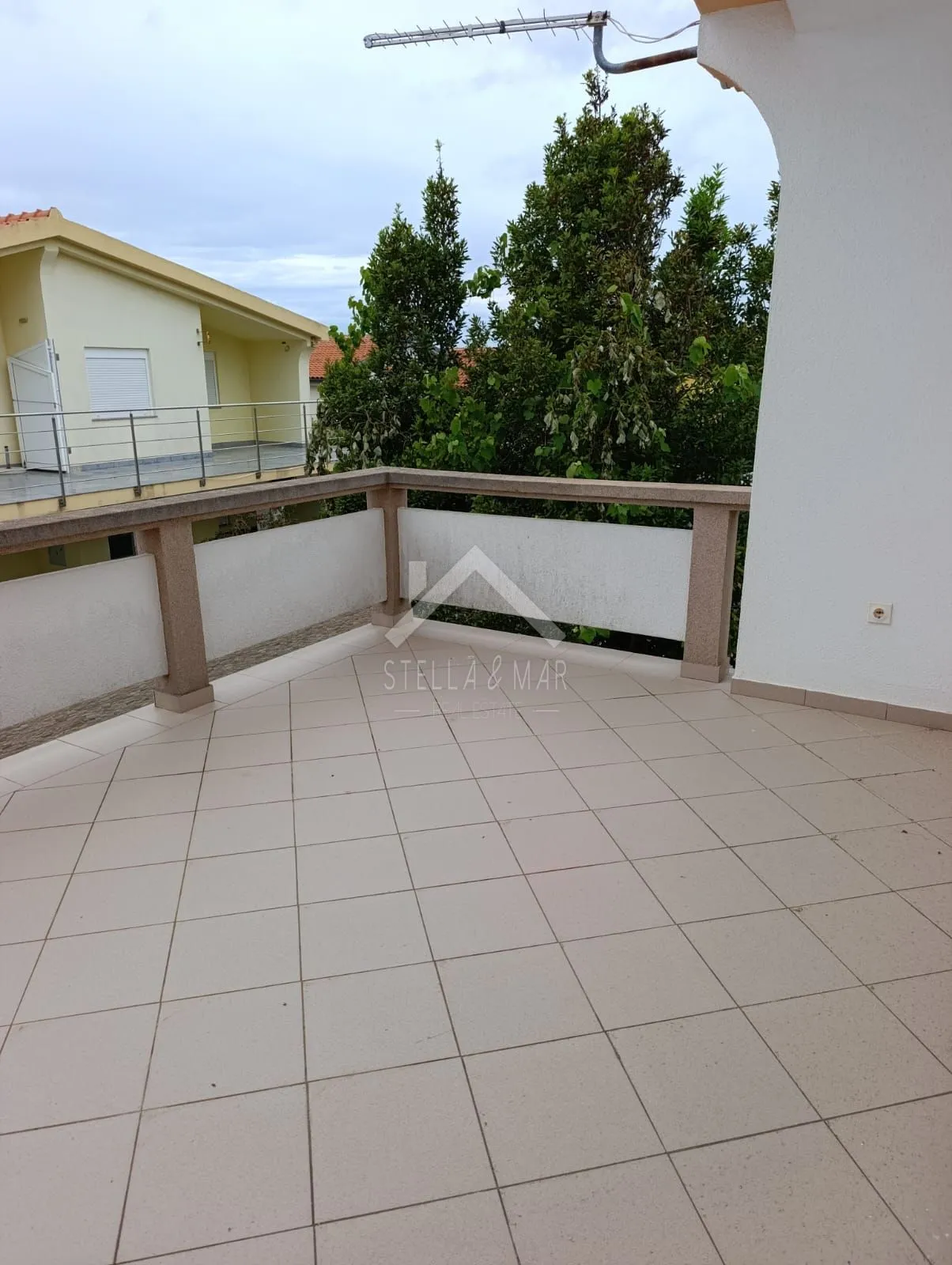 kuća sa dva apartmana, blizina mora - vir - slika 18