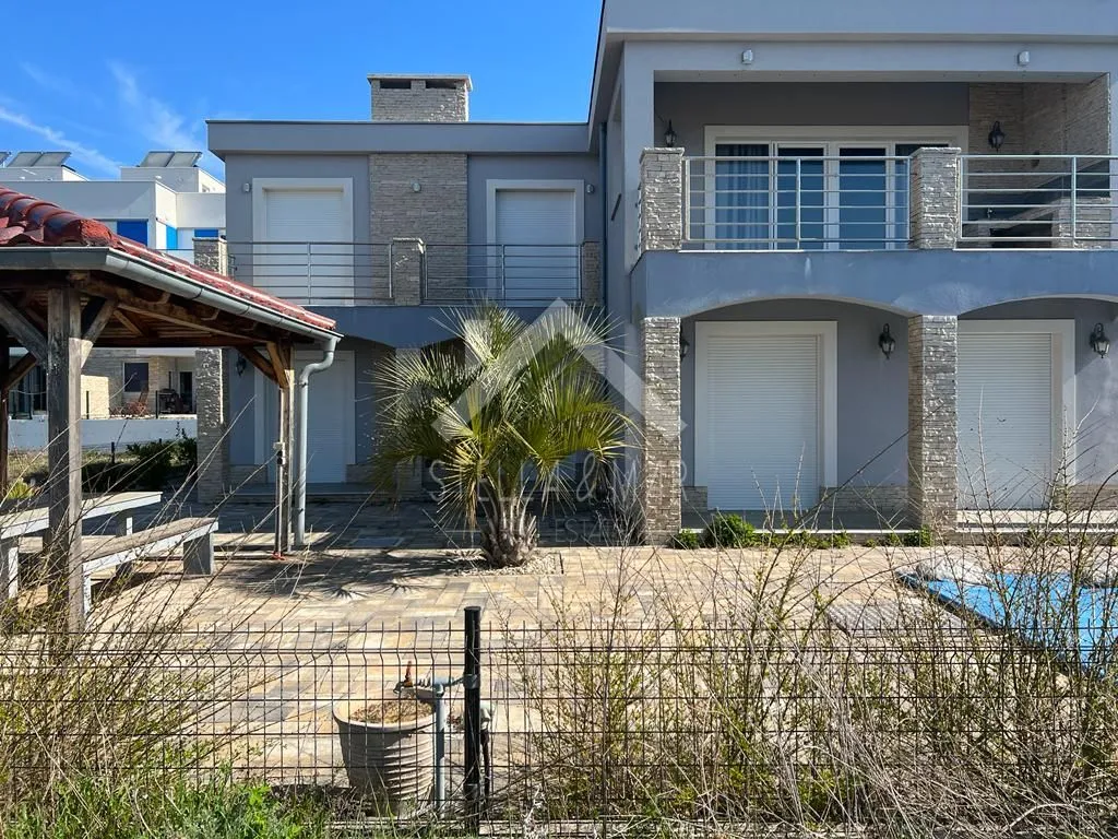 prekrasna vila sa bazenom - privlaka - slika 3