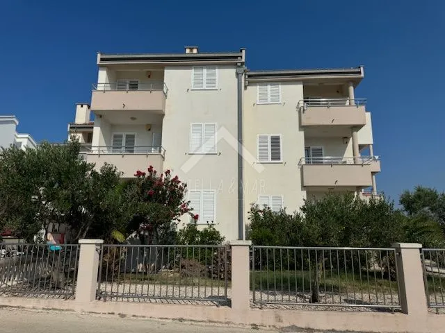 Dvosoban apartman prvi red do mora - Sukošan
